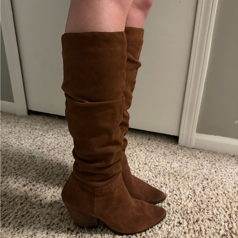 suede leather calf high slouched boots size 9. Gently used